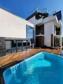 Дом в Краснодарский край, Сочи ул. Ворошиловградская (240 м)