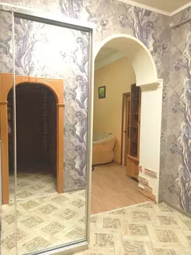 3-комнатная квартира: Курск, Краснознамённая улица, 22 (65 м)