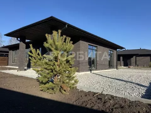 Дом в Тюменская область, Тюменский муниципальный округ, д. Ушакова ...