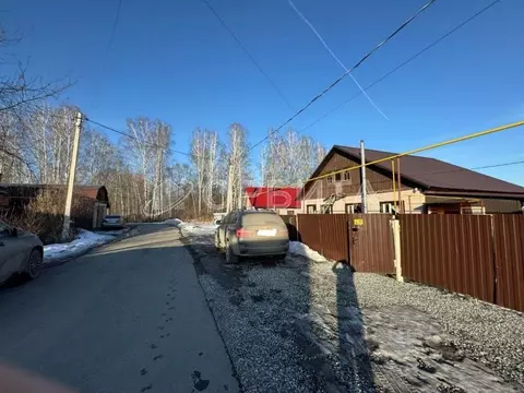 Дом в Тюменская область, Тюменский район, с. Горьковка Сибирская ул. ...