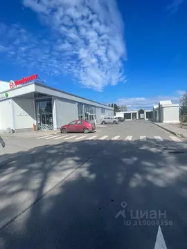 Торговая площадь в Ленинградская область, Ломоносовский район, ...