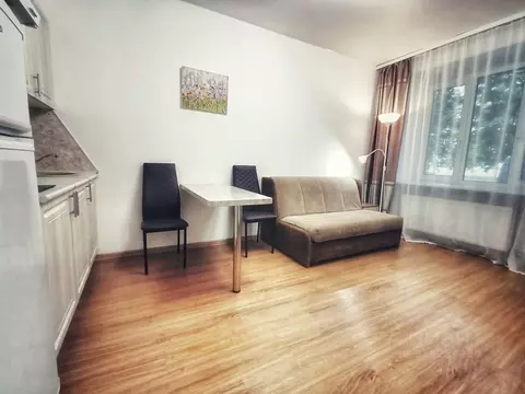 Студия Санкт-Петербург Оборонная ул., 7/20 (18.0 м)