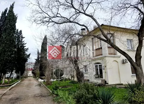 3-комнатная квартира: Севастополь, улица Адмирала Макарова, 45 (73 м)