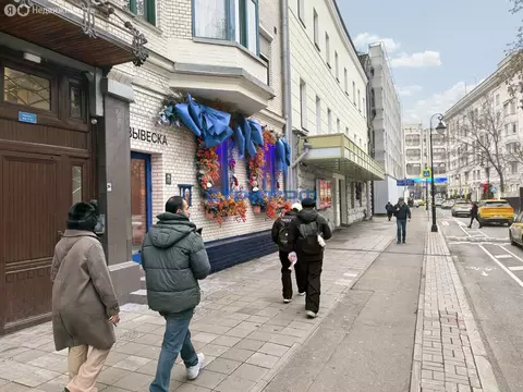 Торговая площадь (96.9 м)