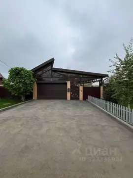 Дом в Оренбургская область, Оренбургский район, с. Южный урал ул. ...