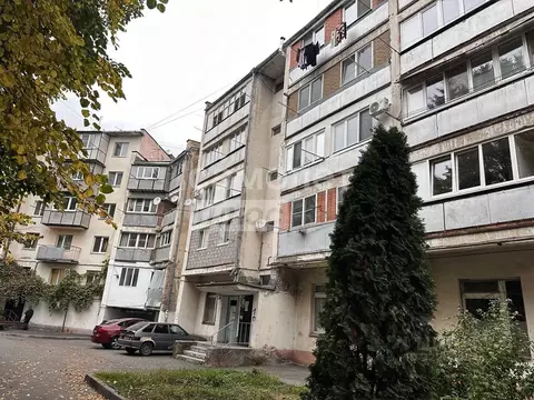 2-к кв. Кабардино-Балкария, Нальчик просп. Кулиева, 19 (50.0 м)