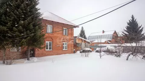 Дом в Томская область, Томск пос. Апрель, Еловый туп. (140 м)