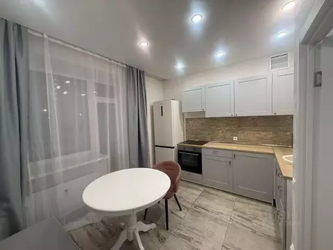 1-к кв. Татарстан, Казань ул. Зур Урам, 1К (40.0 м)