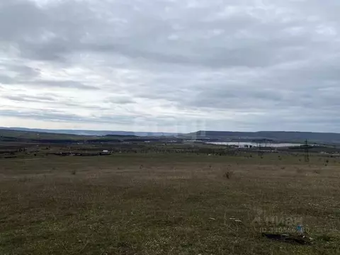 Участок в Крым, Бахчисарайский район, Верхореченское с/пос, с. ...