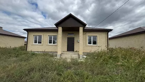 Дом в Астраханская область, Приволжский район, с. Началово, Жемчужный ...