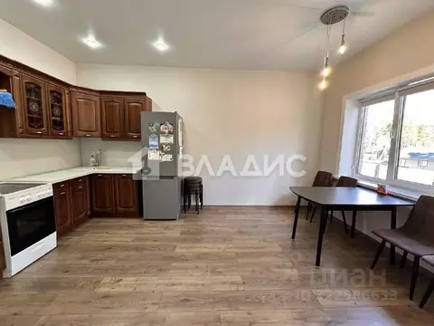 Дом в Бурятия, Улан-Удэ пос. Светлый, ул. Ювелирная, 3 (186 м)