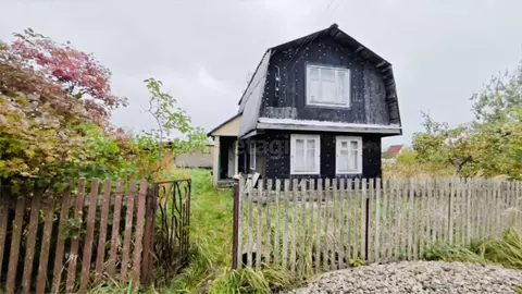 Дом в Ленинградская область, Киришский район, Кусинское с/пос, Маяк ...
