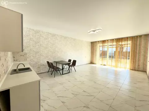 Дом в Добровское сельское поселение, село Заречное, улица Козина, 24 ...