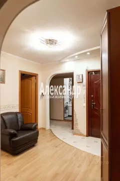 3-к кв. Ленинградская область, Гатчина просп. 25 Октября, 46к1 (72.1 ...