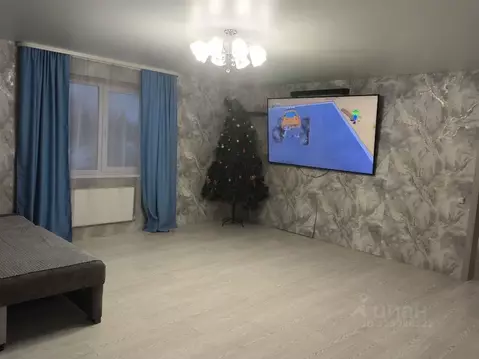 Дом в Башкортостан, Иглинский сельсовет, с. Иглино  (90 м)