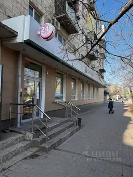 Офис в Волгоградская область, Волгоград ул. Кирова, 122 (235 м)