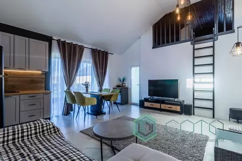 Дом в Калининградская область, Гурьевский муниципальный округ, пос. ...