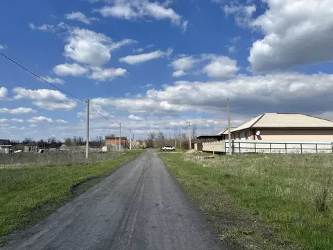 Участок в Ростовская область, Родионово-Несветайская сл. ул. Сливовая ...