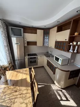 1-к кв. Омская область, Омск Солнечный мкр, ул. 3-я Любинская, 15 ...