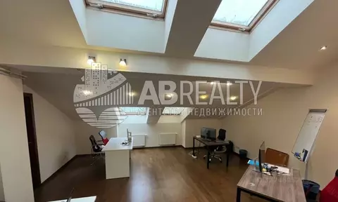 Офис в Москва Никольская ул., 10 (149 м)