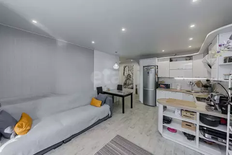 2-к кв. Тюменская область, Тюмень ул. Линейная, 17 (66.9 м)