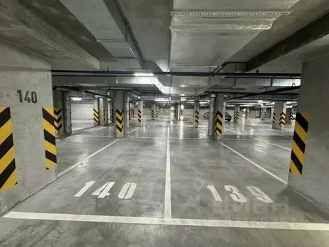 Гараж в Свердловская область, Екатеринбург ул. Азина, 31 (14 м)