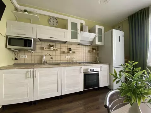 1-к кв. Ростовская область, Батайск ул. Северный Массив, 2/8 (42.0 м)