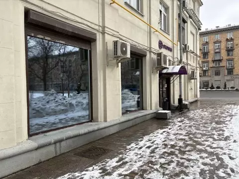 Торговая площадь в Москва Ленинский просп., 16 (130 м)