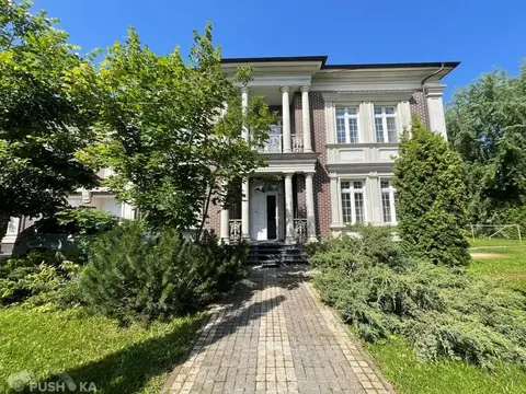 Коттедж в Московская область, Одинцовский городской округ, д. Жуковка, ...