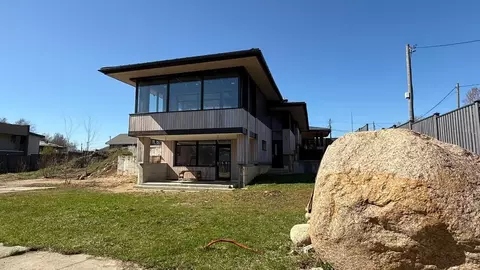 Дом в Ленинградская область, Выборгский район, Первомайское с/пос, ...