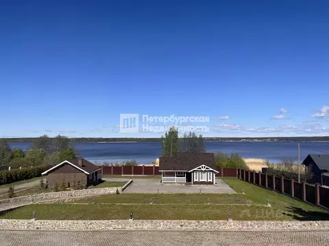 Дом в Ленинградская область, Выборгский район, Приморское городское ...