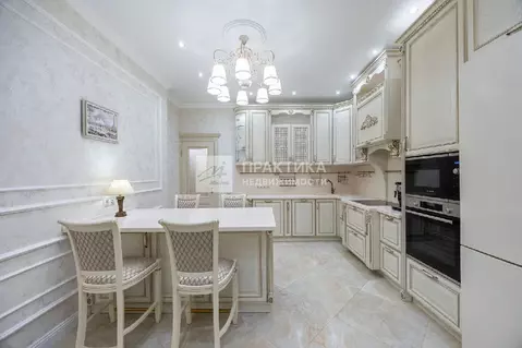 Продается 3-комнатная квартира