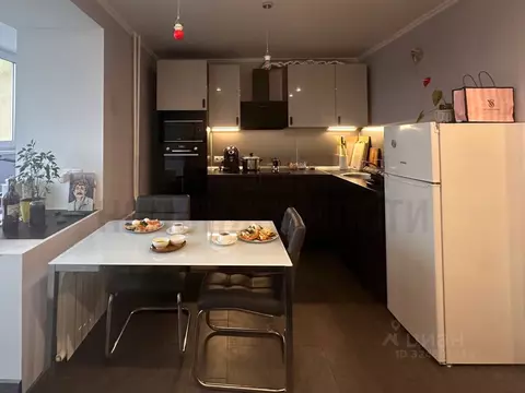 1-к кв. Самарская область, Самара ул. Ерошевского, 31 (52.0 м)