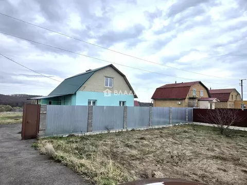 Дом в Пензенская область, Пензенский район, Саловский сельсовет, д. ...