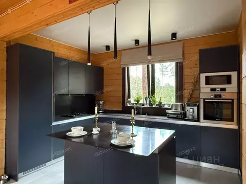 Коттедж в Ленинградская область, Выборгский район, Первомайское с/пос, ...