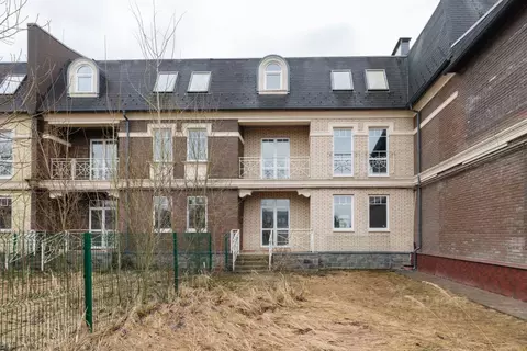 Таунхаус в Москва, Москва, Троицк Изумрудный кп, ул. 2-я Изумрудная, 6 ...