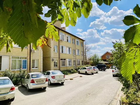 1-к кв. Ростовская область, Батайск ул. Добролюбова, 90 (35.0 м)