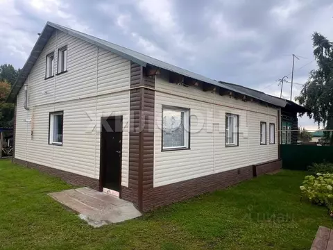 Дом в Новосибирская область, Ордынский район, с. Красный Яр ул. ...