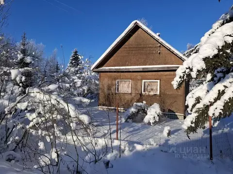 Дом в Ленинградская область, Киришский район, Кусинское с/пос, ...
