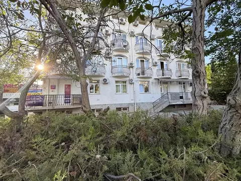 Офис в Севастополь просп. Октябрьской Революции, 43в (47 м)