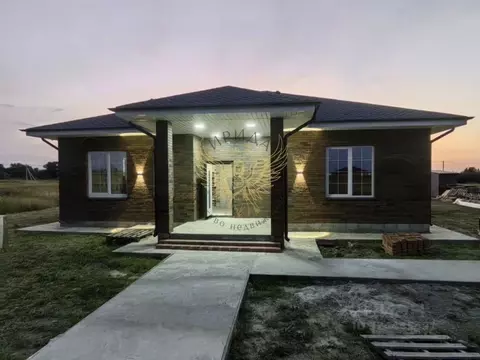 Дом в Белгородская область, Старооскольский городской округ, с. ...