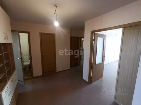 4-к кв. Волгоградская область, Волгоград ул. Ивановского, 6 (88.1 м)