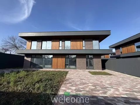 Дом в Ставропольский край, Ставрополь Станичная ул. (230 м)