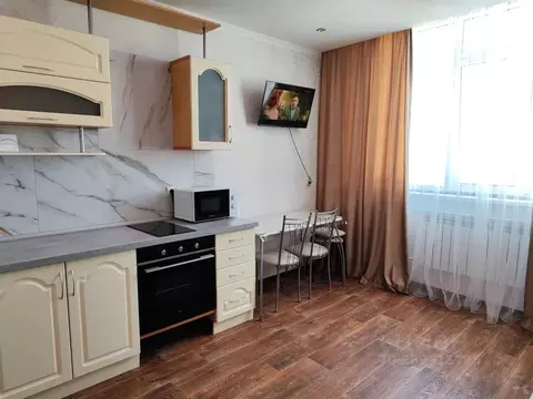 1-к кв. Оренбургская область, Оренбург Уральская ул., 2/8 (48.0 м)