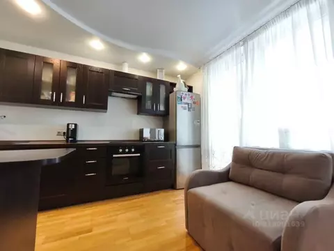 Студия Омская область, Омск бул. М.М. Кузьмина, 23 (36.2 м)