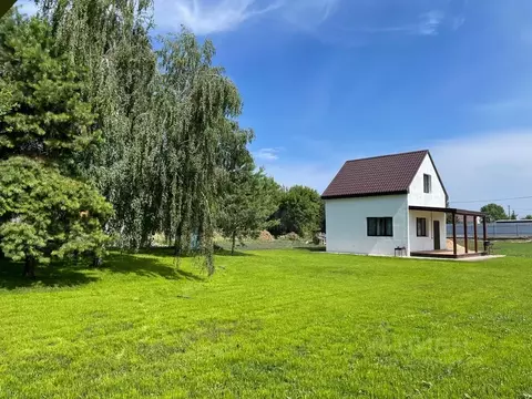 Дом в Самарская область, Безенчукский район, Екатериновка с/пос, с. ...
