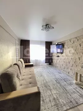 4-к кв. Омская область, Омск Городок Нефтяников мкр, ул. 22 Апреля, 32 ...