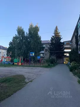 1-к кв. Самарская область, Сызранский район, Междуреченск пгт ул. М. ...