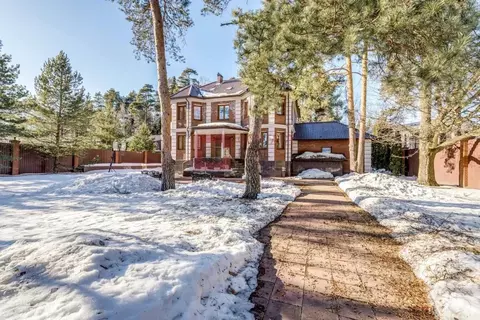 Дом в Московская область, Одинцовский городской округ, д. Бородки ул. ...