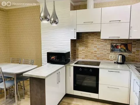 2-комнатная квартира: Краснодар, проспект имени писателя Знаменского, ...